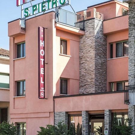 Hotel San Pietro Villafranca di Verona Bagian luar foto